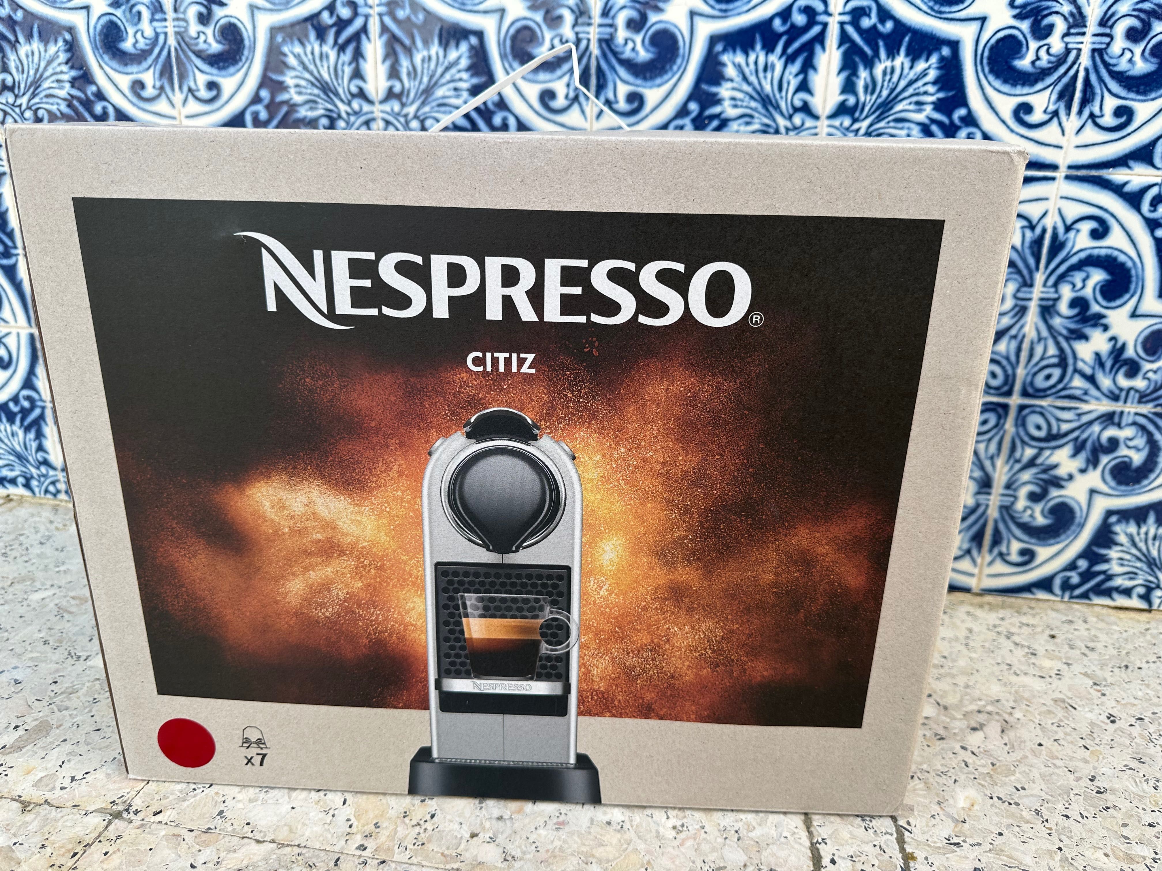 Máquina café Nespresso