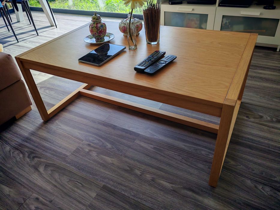 Mesa de centro em madeira