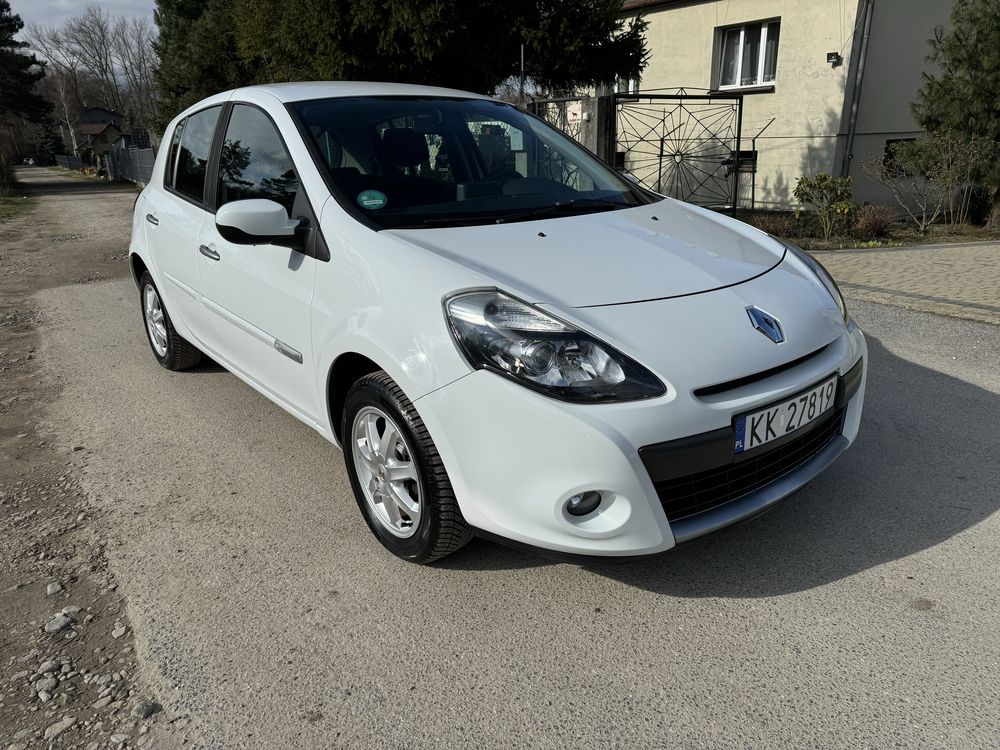 Renault Clio III lift 1.2 16V Navi alufelgi 5drz niski przebieg 2010 r