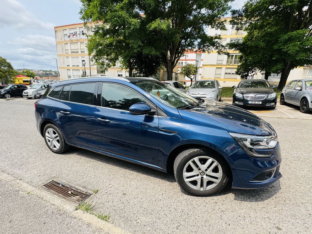 Megane IV Impecável