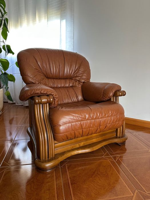 Conjunto de 3 sofás clássicos