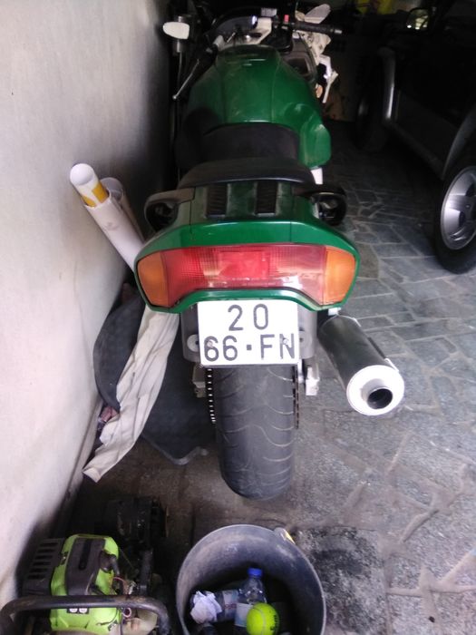 Yamaha GTS 1000 em bom estado