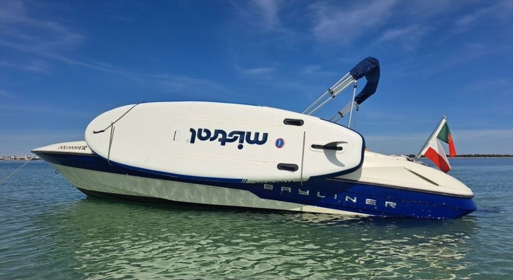 Bayliner 2050 V8  " Edição Especial "