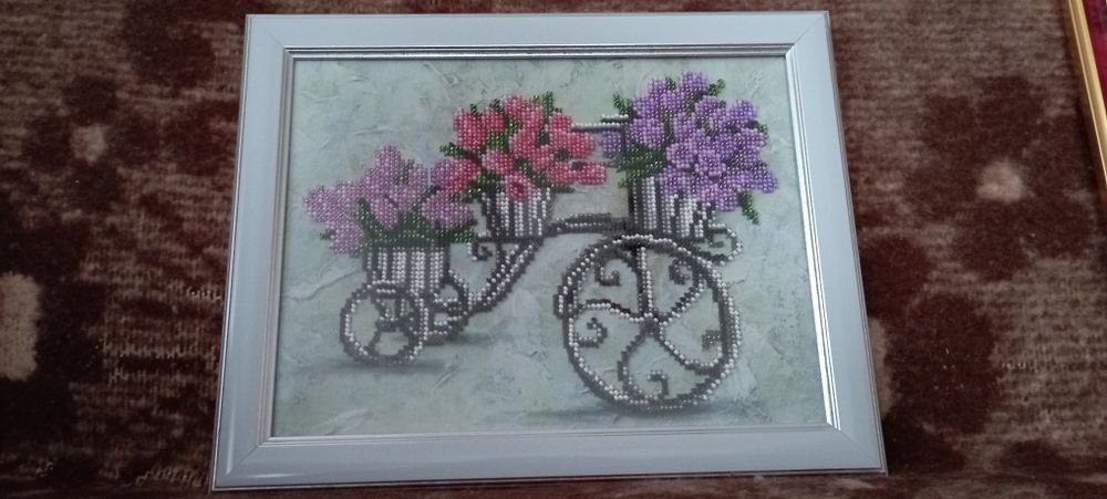 Картина бісером, квіти на велосипеді