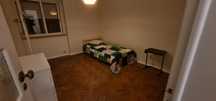 Quarto em almada