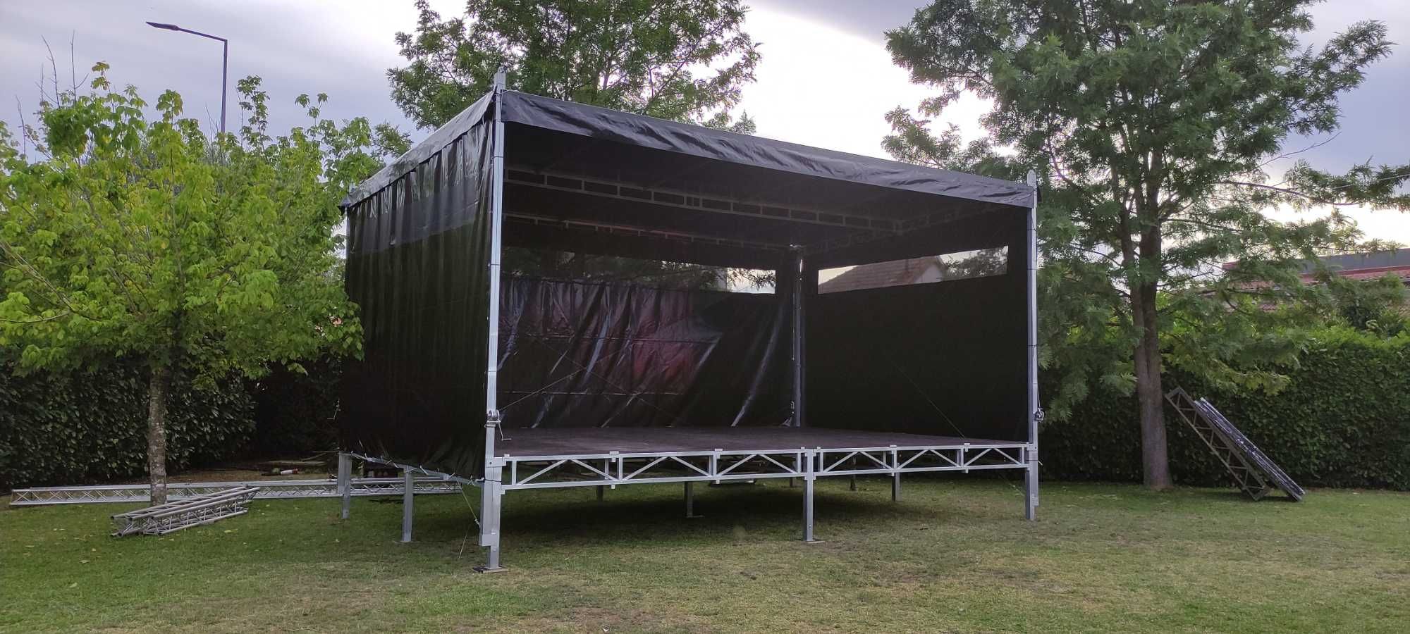 Palco 7,5x5 com cobertura