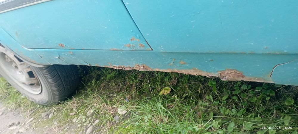 Авто.  ВАЗ 2106 1.3см