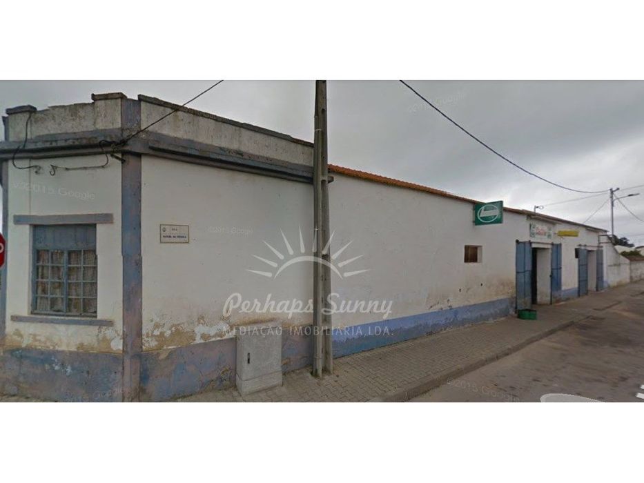 Armazém em Ermidas Sado