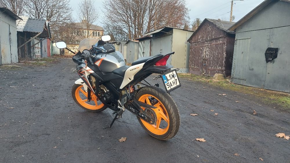 Honda Cbr 125R 2011r