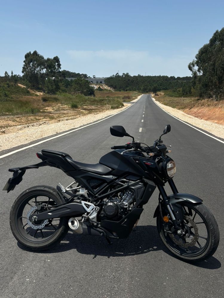 Honda CB 125r 2023