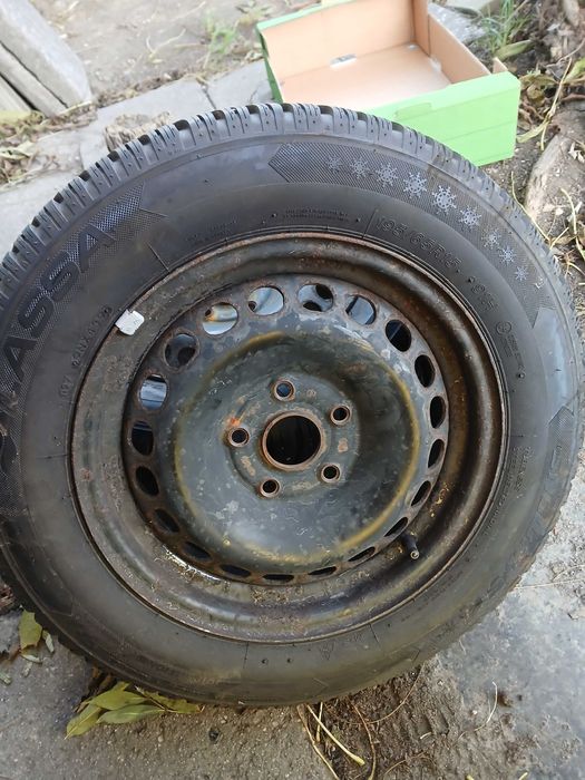 Opony zima 195/65/15