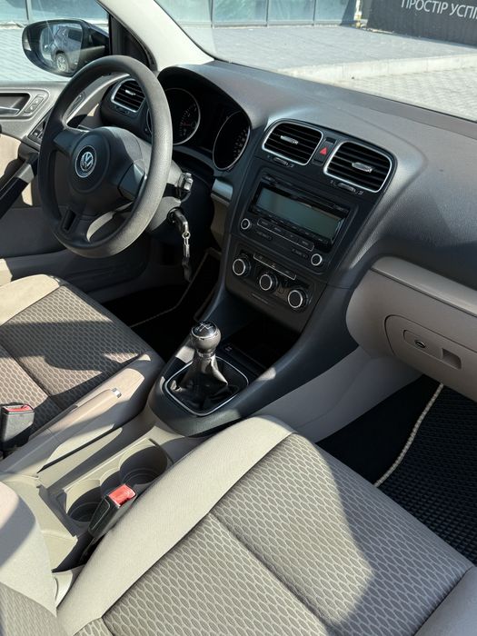 Volkswagen Golf 6, 1,6 бензин, МТ, 2009 р.в.