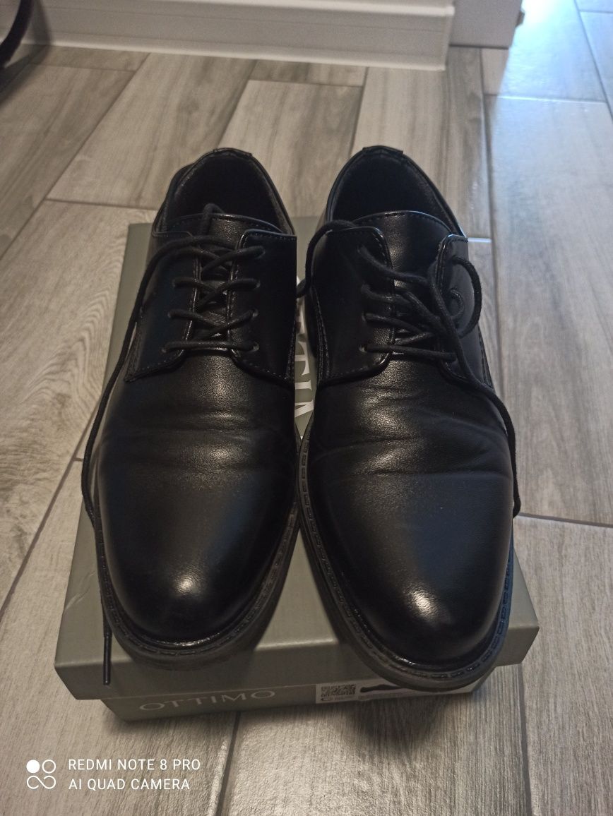 Buty eleganckie dla chłopca rozm. 36