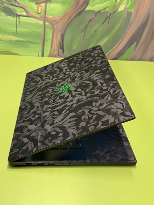 Ноутбук Razer Blade 15 (i7-13800H, RTX 4070, 1tb, 16gb DDR5, 2k 240hz)