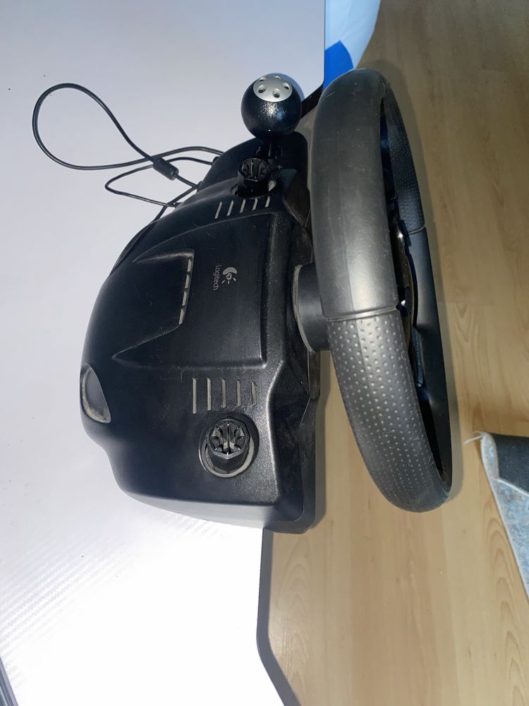 Kierownica Logitech driving force GT