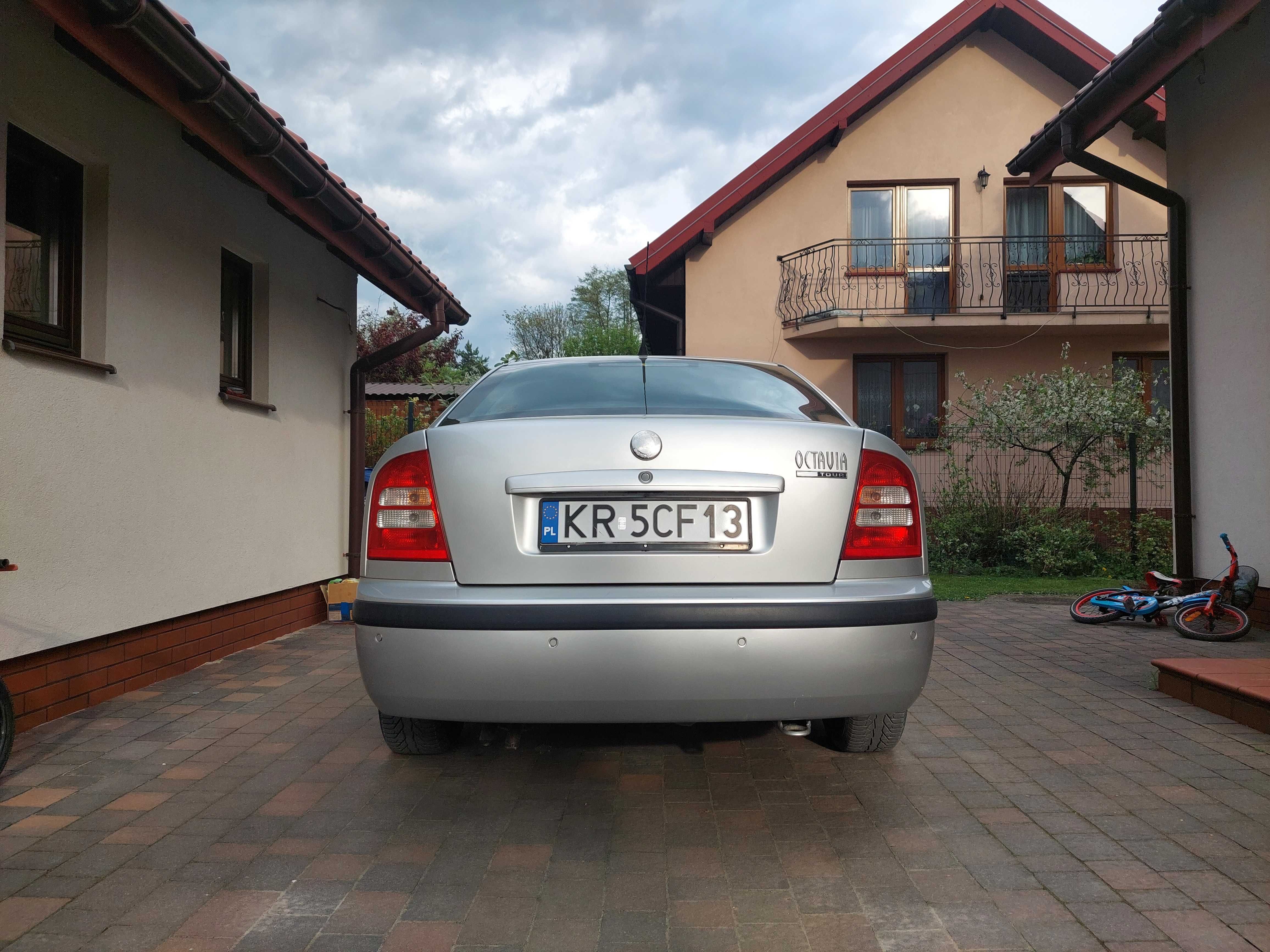 Skoda Octavia 1 1,6 MPI salon Polska