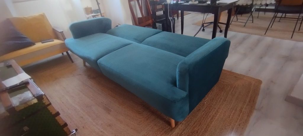 Sofá Cama três lugares