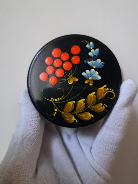 Gadżet pamiątka z PRL kubek plastikowy składany kwiaty malowane