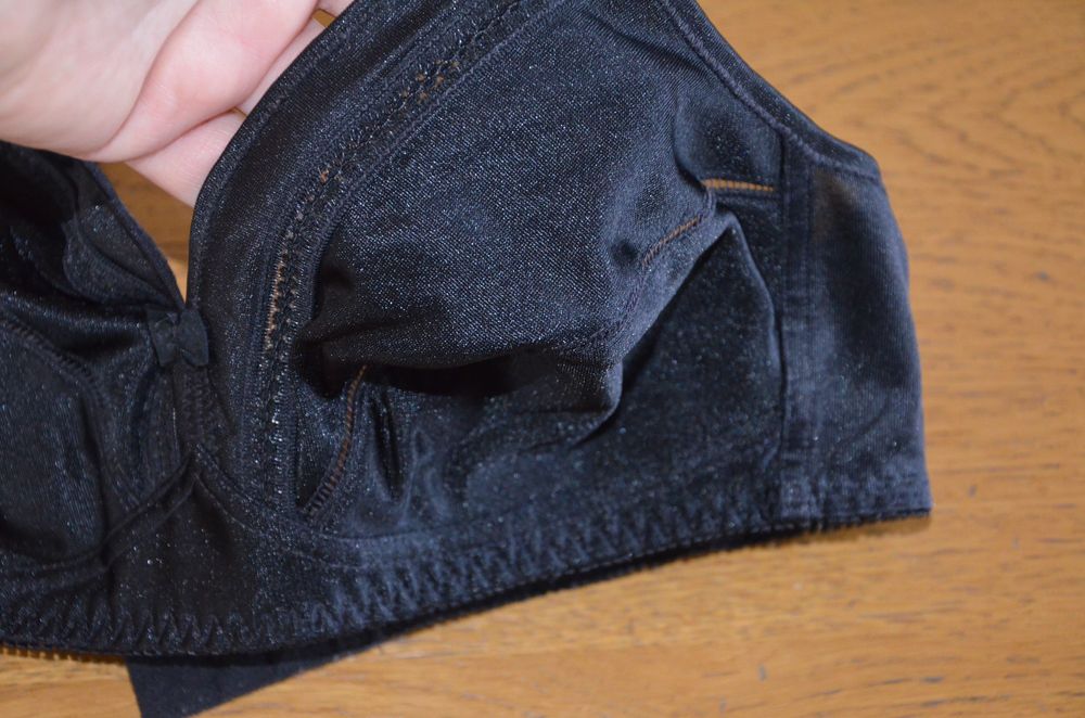 stanik biustonosz Triumph czarny 80 B