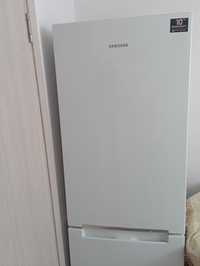 Холодильник Samsung з системою no frost