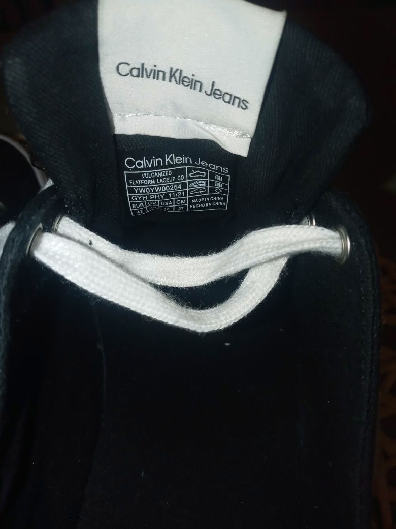 CALVIN Klein Jeans. Buty sportowe.