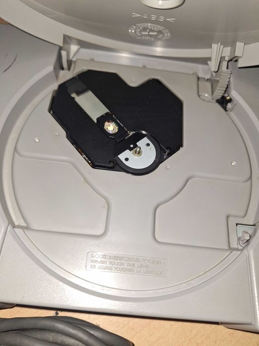 Playstation 1 SCPH -1002,PSX Pierwszy model. uszkodzony- Zobacz