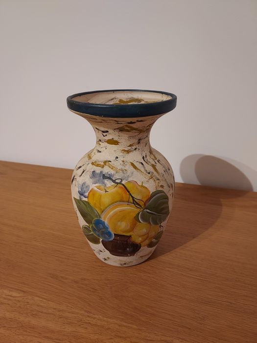 Jarra em Cerâmica Pintada à mão