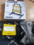 Lampa robocza Tiross TS1847