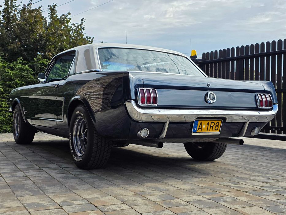 Mustang Coupe 1965 V8 4.7 Caspian Blue