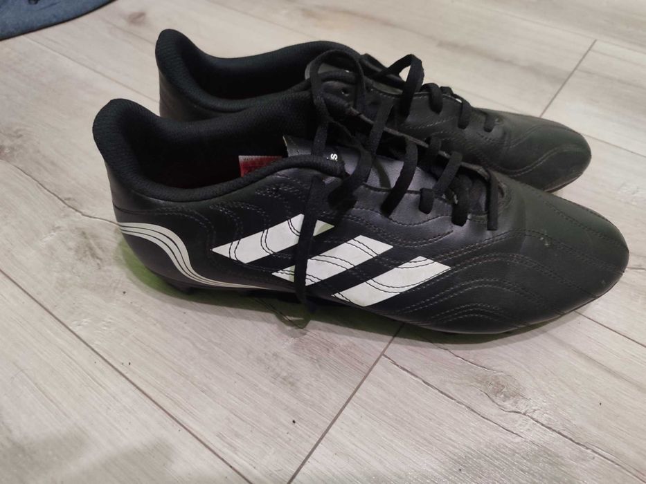 Buty korki adidas