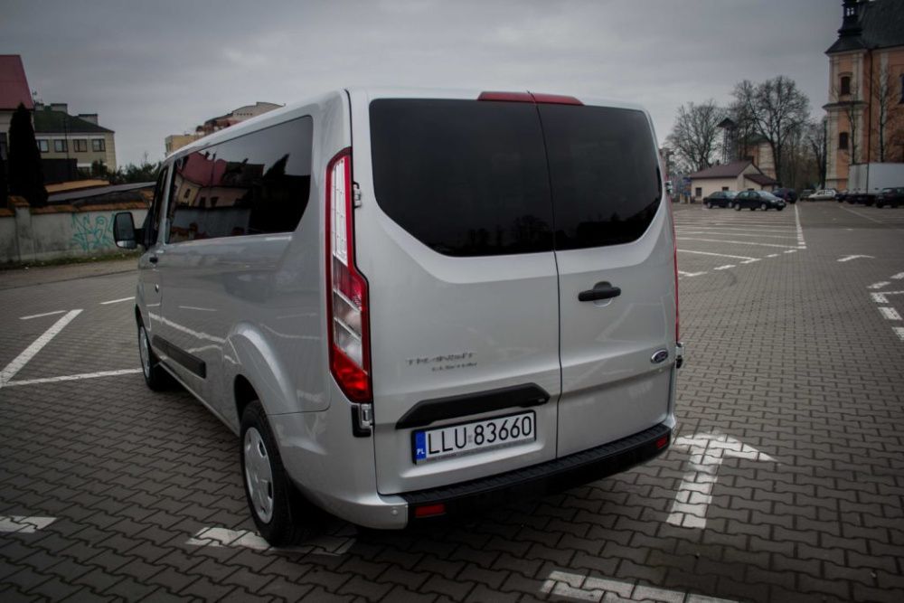 Bus 9 Osobowy Nowy Wynajem do Wynajęcia Ford Transit Custom