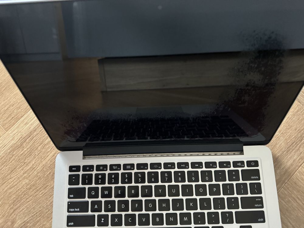 Macbook Pro late 2013 8gm ddr3 dysk 250gb