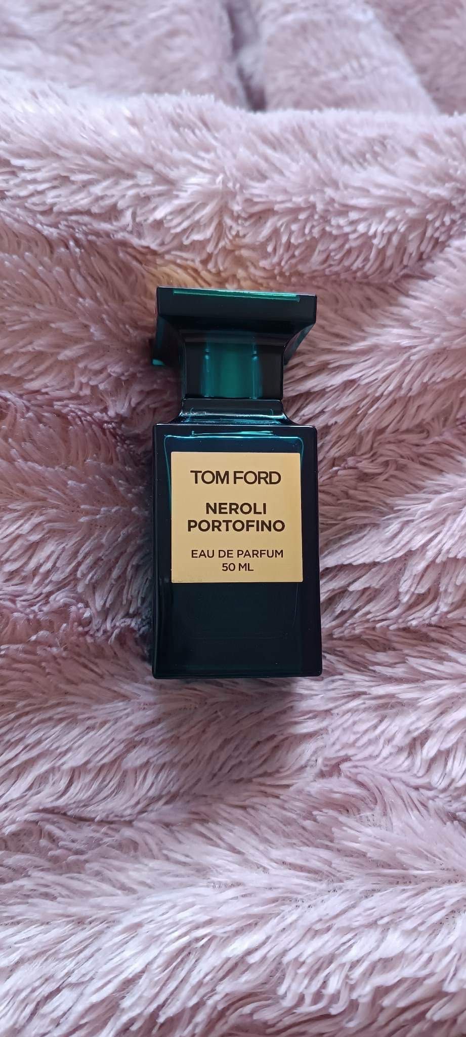 Perfuma TOM FORD