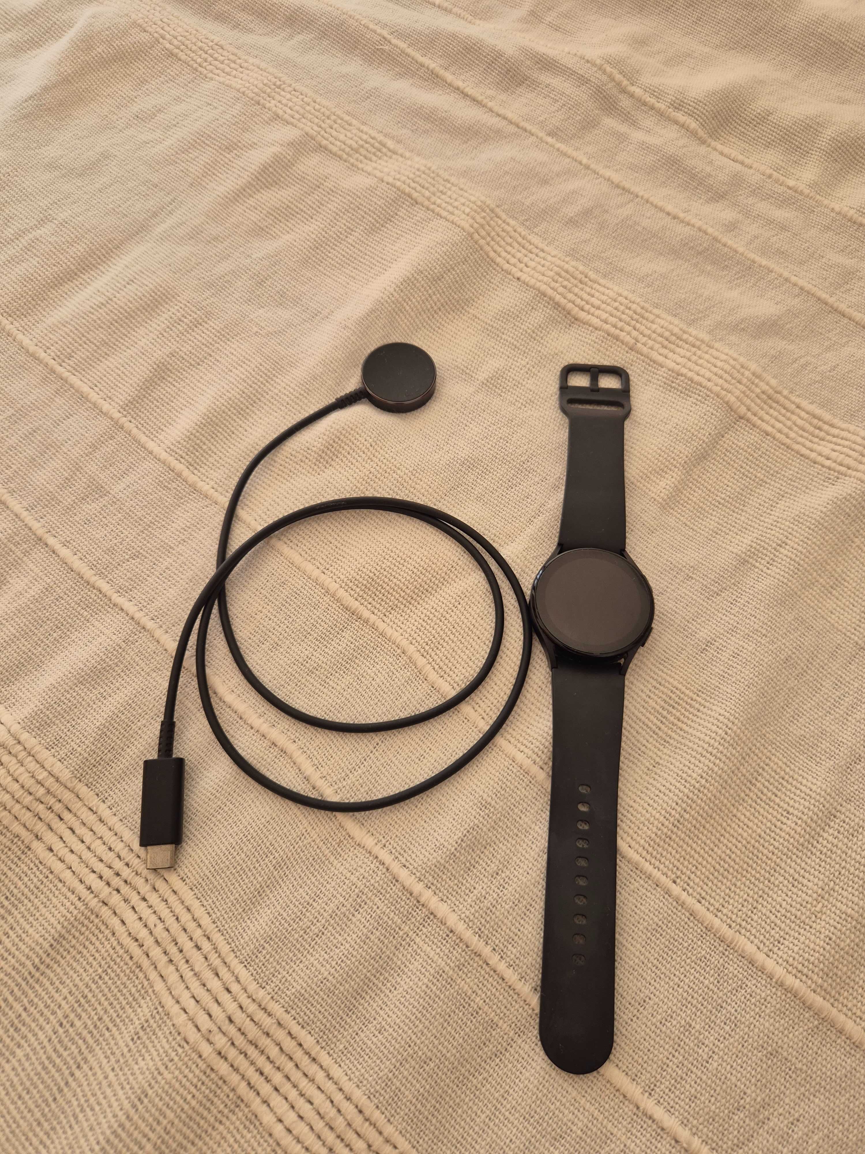Samsung Galaxy Watch5 40mm LTE - cartão eSIM na garantia