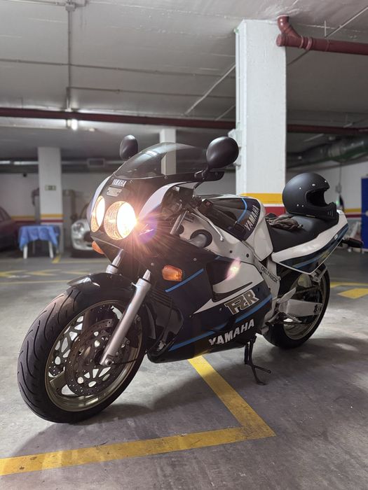 Yamaha FZR 1000 exup 1990