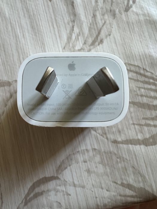 Зарядное устройство