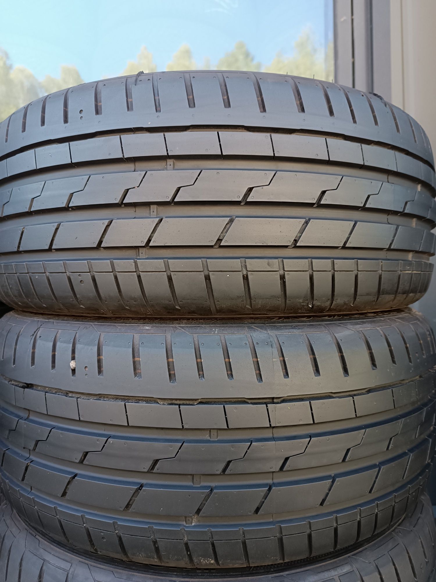 Літні шини 225/45/17 Hankook Ventus S1 evo3 RunFlat