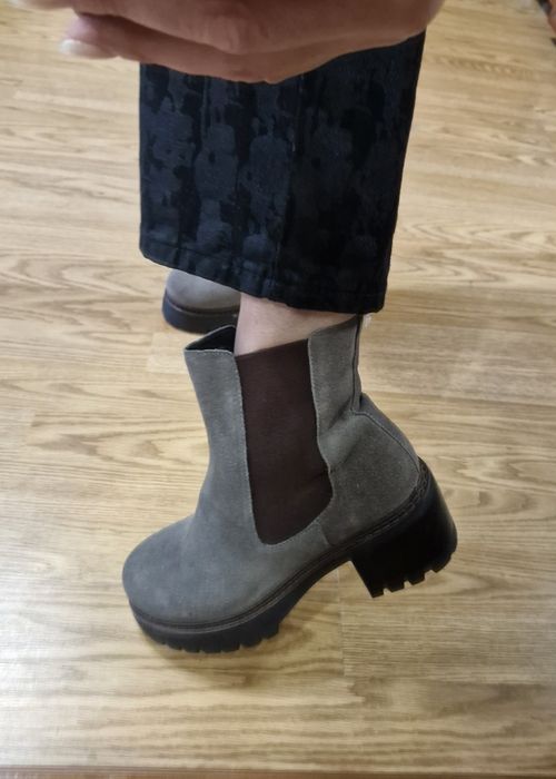 Жіночі черевики Diabolo Studio