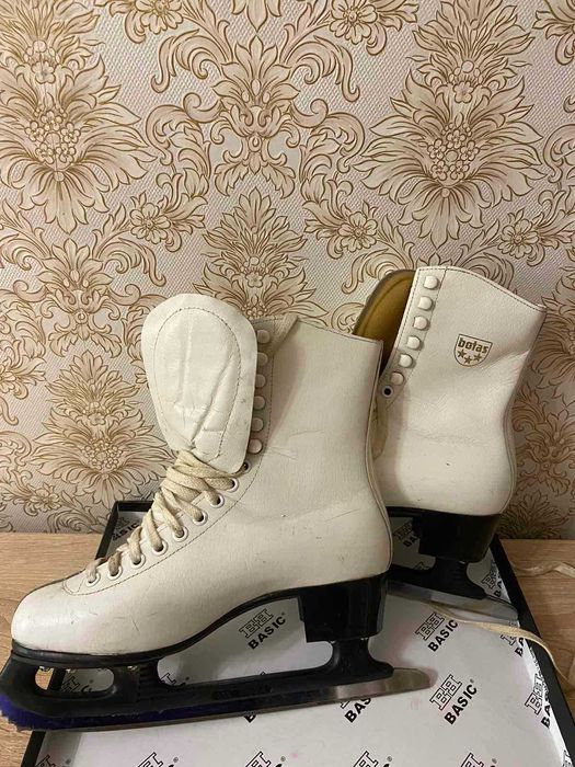 Фігурні ковзани Botas