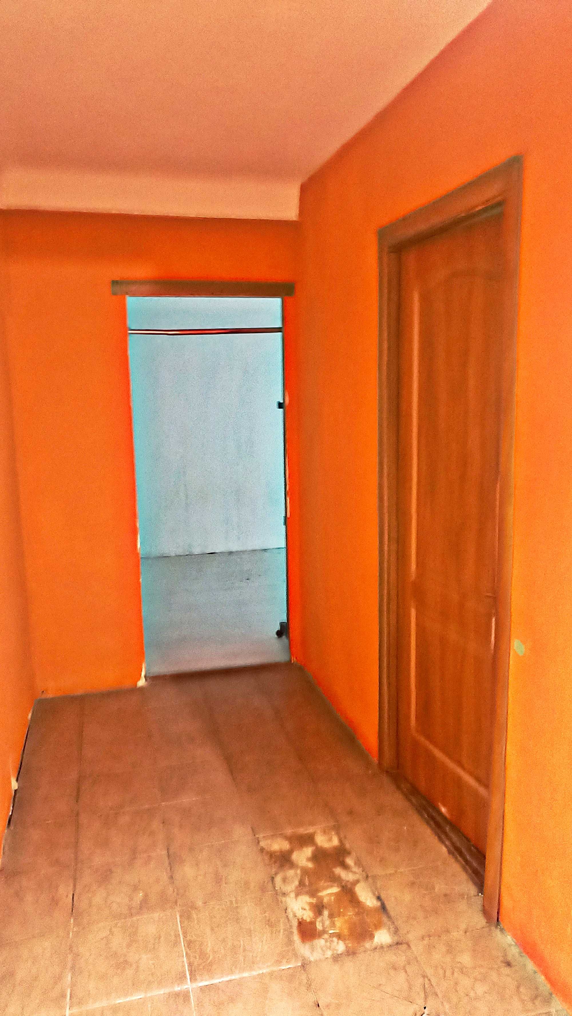 Продаж 2  кімн. квартири на вул . Кибальчича, 8а за 36 500 дол