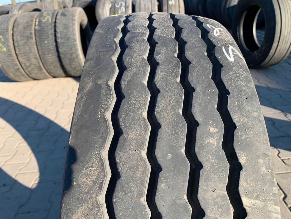 265/70R19.5 Opona PIRELLI ST01 Naczepa ST 01