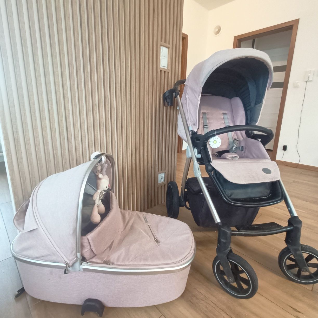 Wózek dla dziewczynki gondola + spacerówka Baby Design