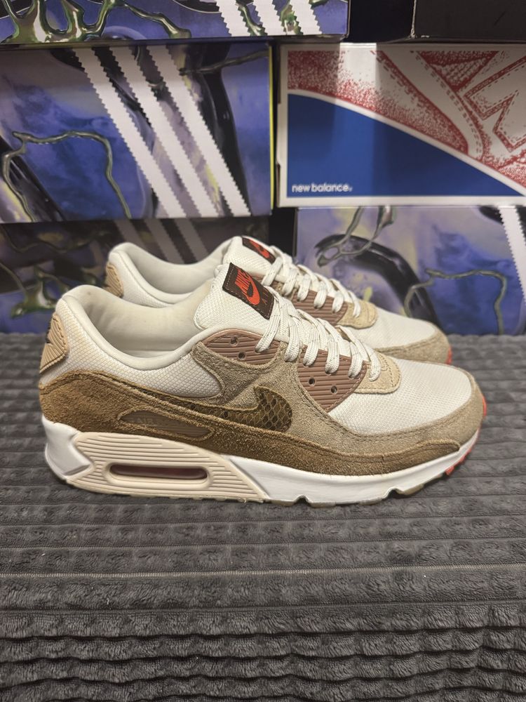 Кросівки NIKE AIR MAX 90 ,,Snakeskin Swoosh'' 41(26,5см) оригінал