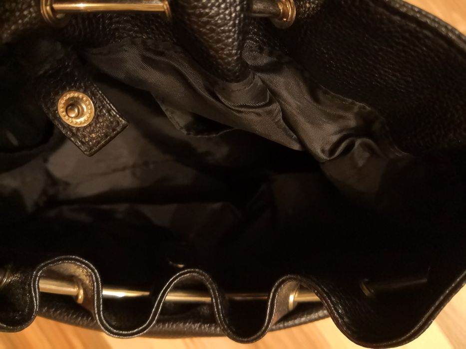 Torebka czarna średnia