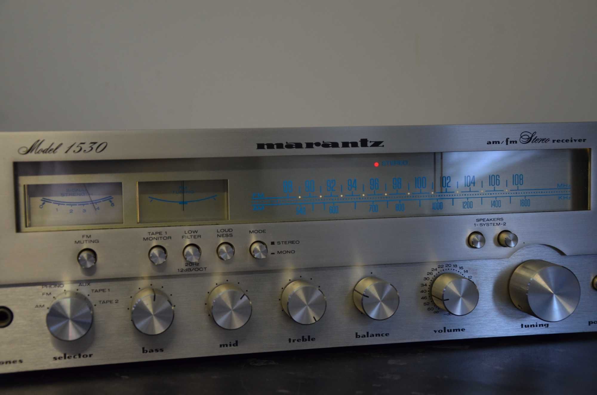 Amplituner Marantz Model 1530 stero srebrny vintage