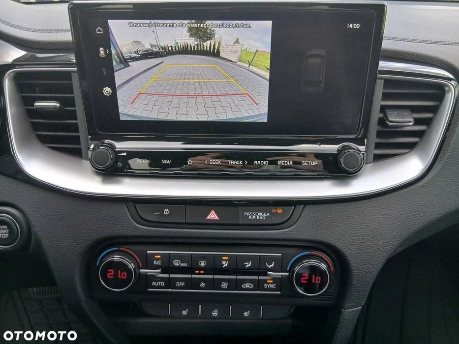 Ceed kombi Tribute  salon Polska