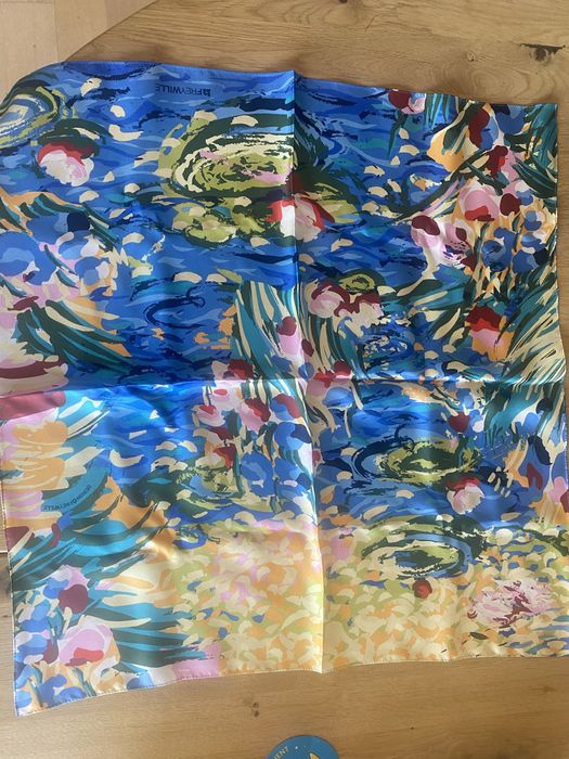 Jedwabna apaszka Freywille