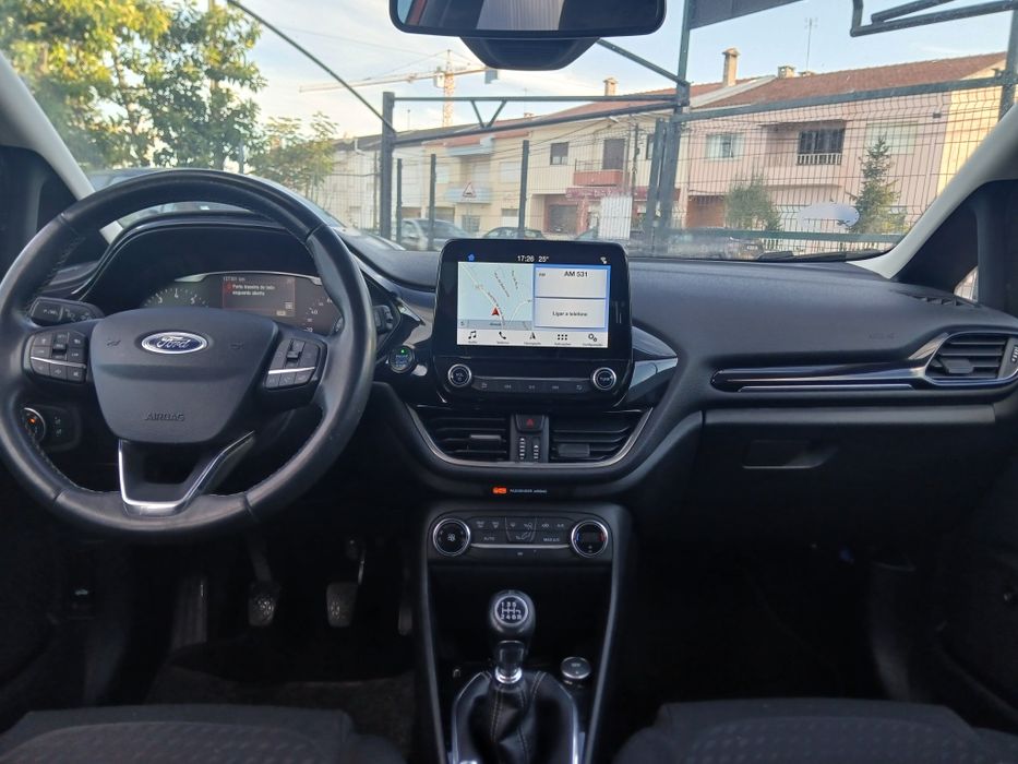 FORD FIESTA Titanium 2018/12
