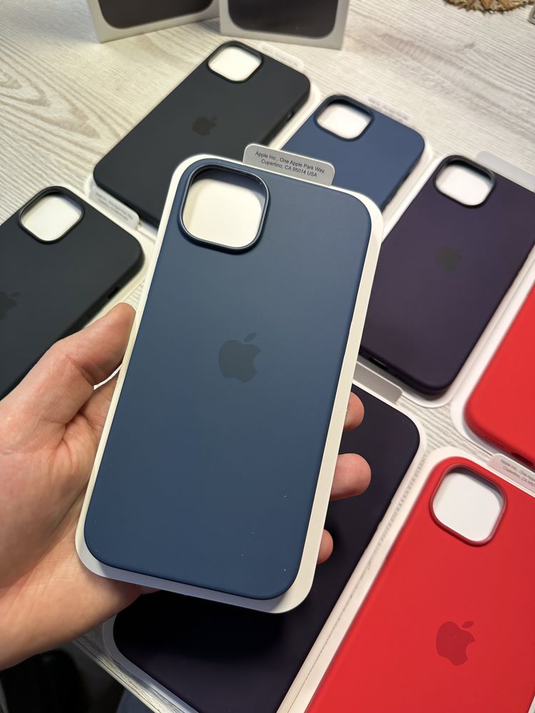 Силиконовый чехол для iPhone 14 / 14 Plus Silicone Case