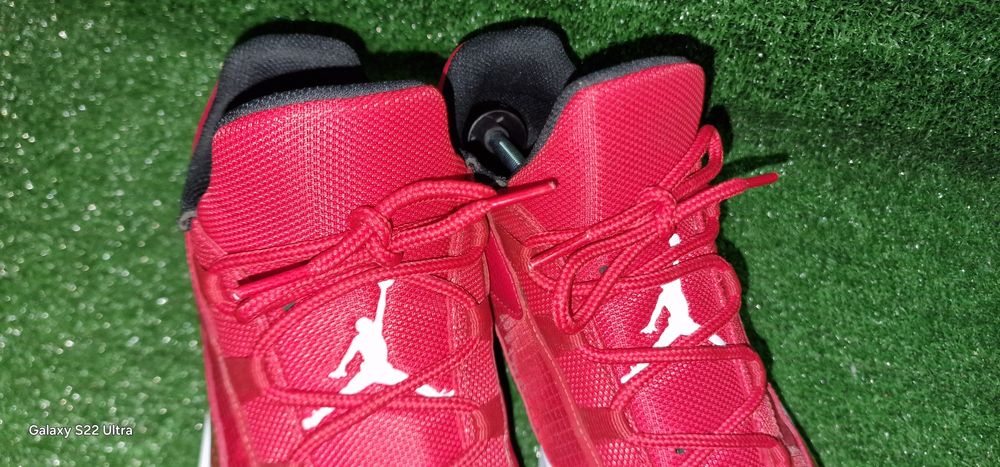 Air Jordan 11 CMFT розмір 46